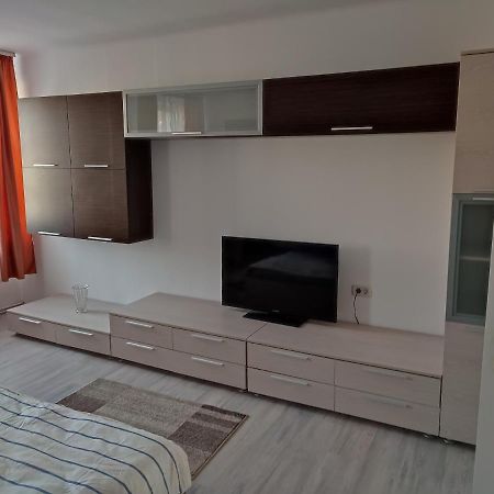 Apartamento Lafru Zărneşti Exterior foto