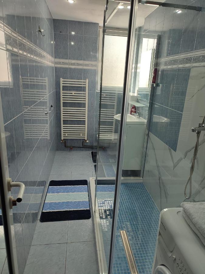 Apartamento Lafru Zărneşti Exterior foto